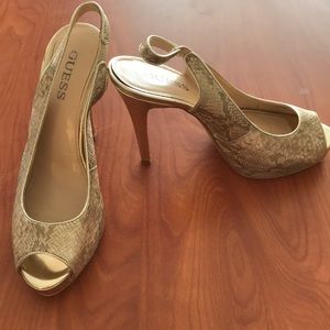 🎉HP🎉Guess Gold Snake Skin Heels